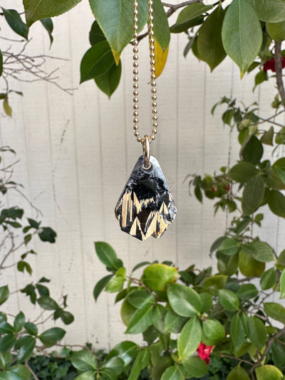 Rutile in Hematite